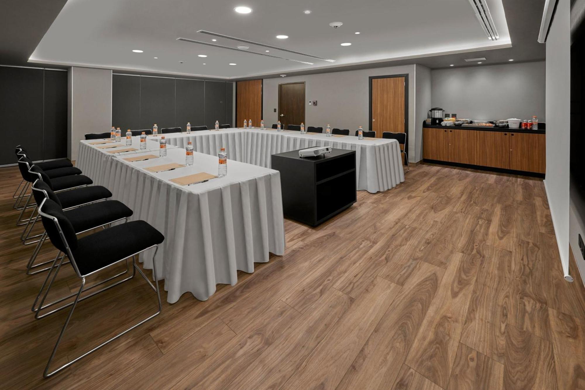 City Express By Marriott Monterrey Lindavista Guadalupe  Экстерьер фото