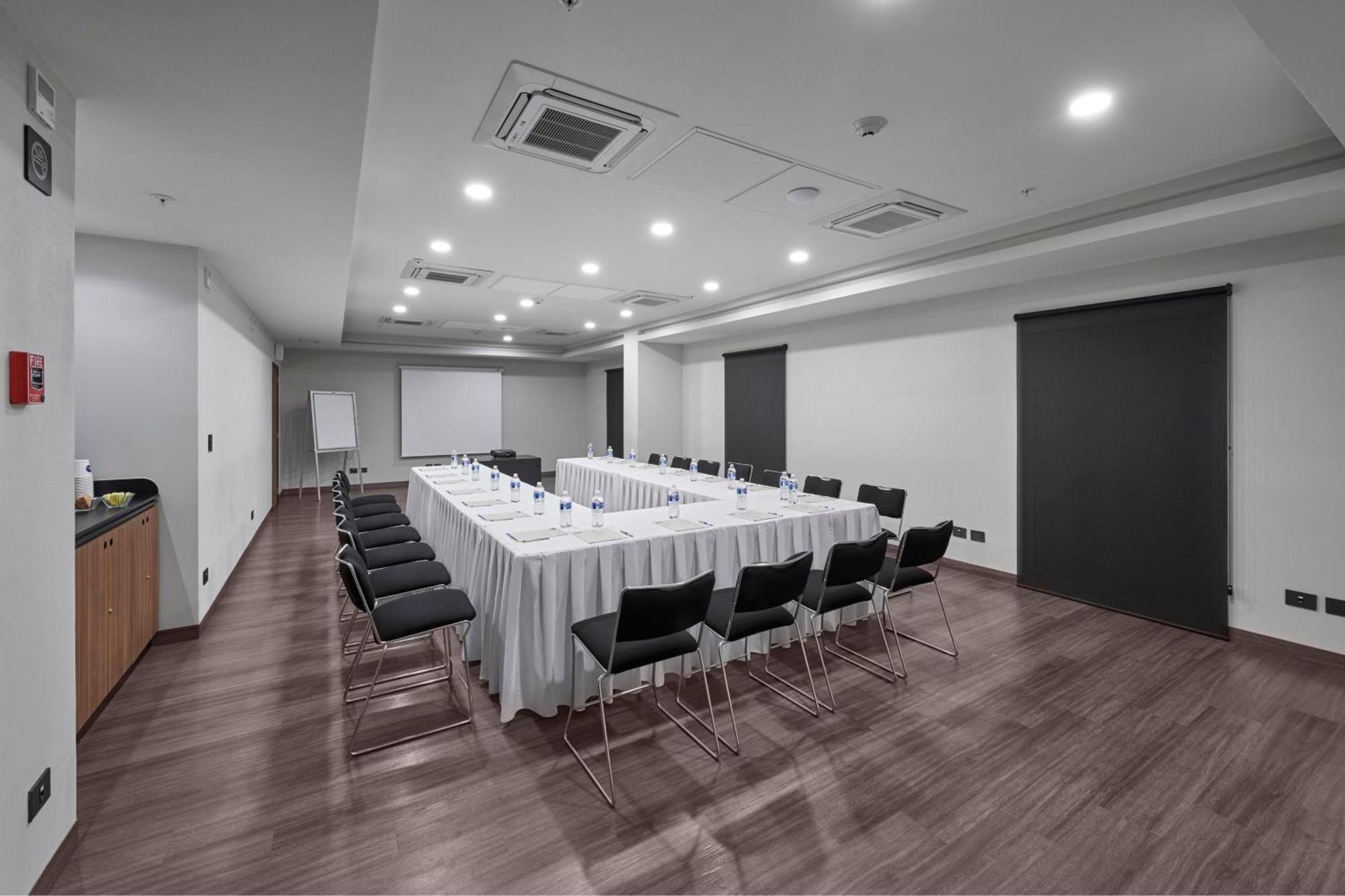 City Express By Marriott Monterrey Lindavista Guadalupe  Экстерьер фото